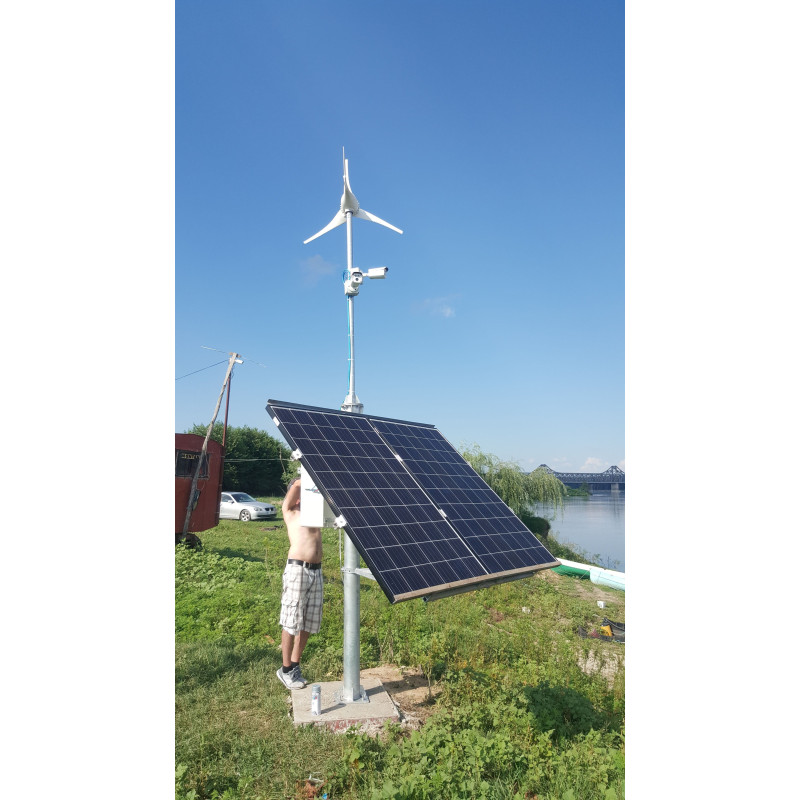 Sistem fixare panou fotovoltaic 2X300W pe stalp metalic galvanizat Sistem fixare panou fotovoltaic 2X300W pe stalp metalic galvanizat